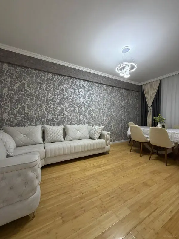 Satılır 2 otaqlı mənzil 62 m²