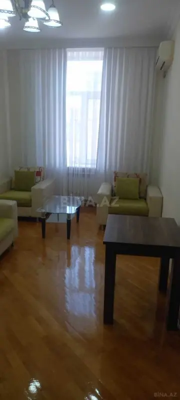 Kirayə verilir 2 otaqlı mənzil 62 m²