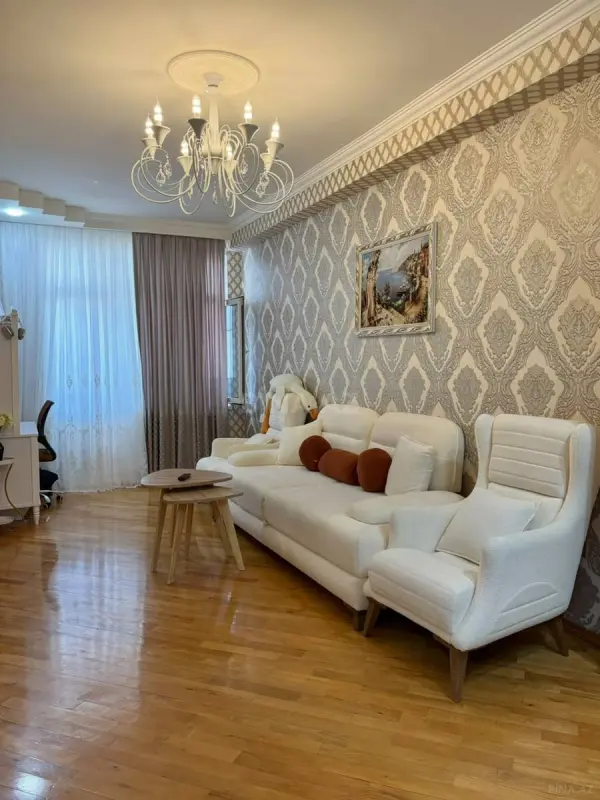 Satılır 2 otaqlı mənzil 55 m²