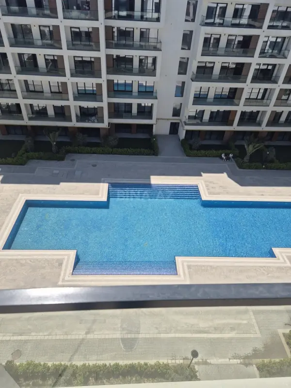 Kirayə verilir 2 otaqlı mənzil 85 m²