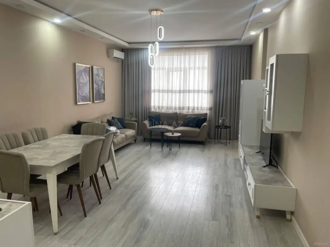 Kirayə verilir 3 otaqlı mənzil 115 m²