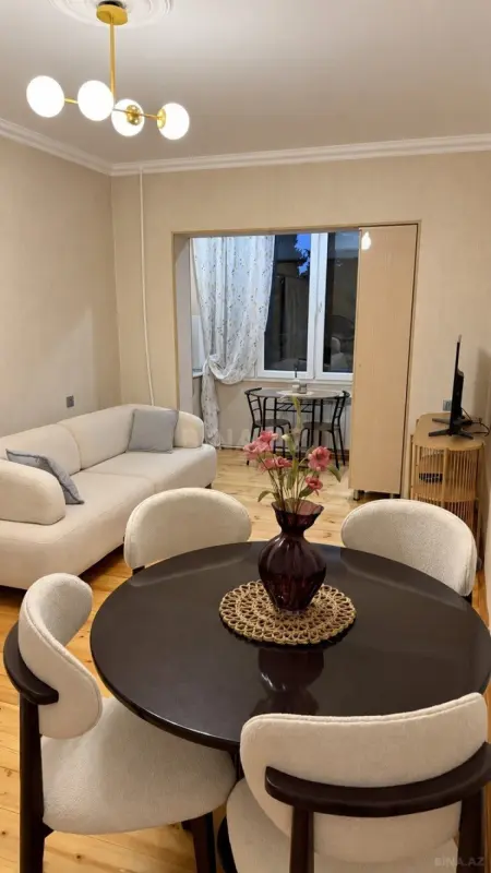 Kirayə verilir 2 otaqlı mənzil 40 m²