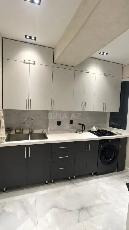 Kirayə verilir 2 otaqlı mənzil 61 m²