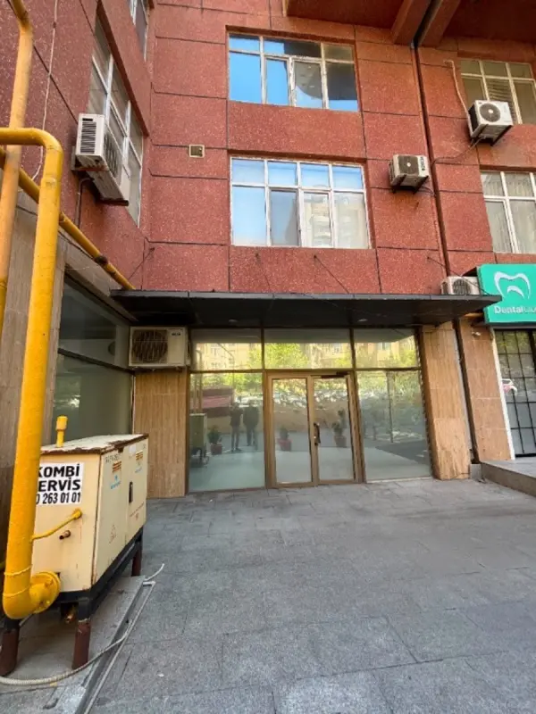 Kirayə verilir obyekt 110 m²