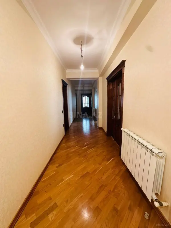 Satılır 3 otaqlı mənzil 120 m²