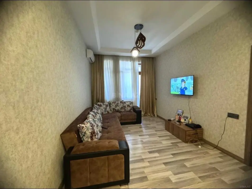 Satılır 2 otaqlı mənzil 75 m²