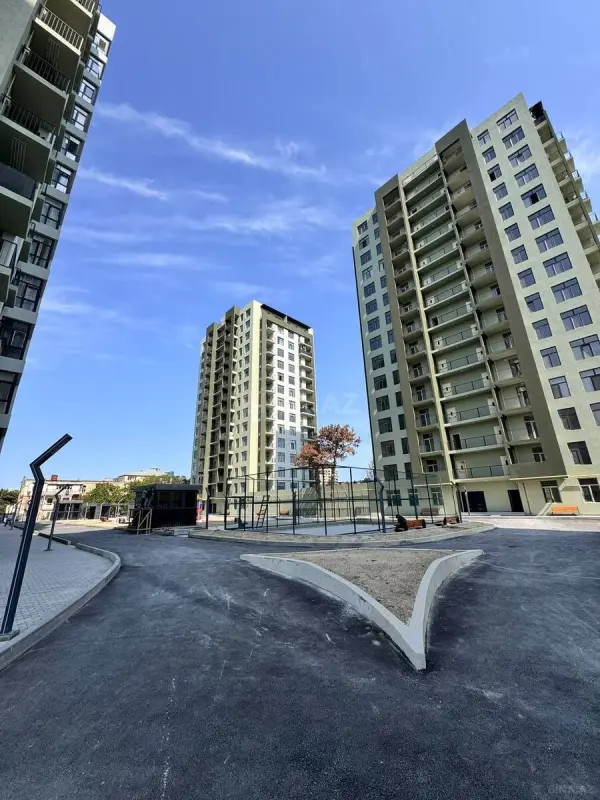 Satılır 2 otaqlı mənzil 84 m²