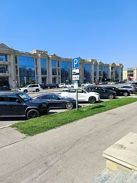 Kirayə verilir obyekt 105 m² — Bakı 105.00 m²