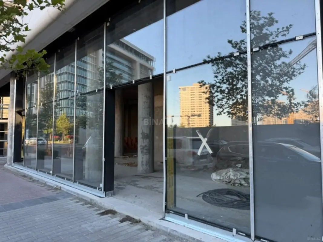 Kirayə verilir obyekt 557 m²
