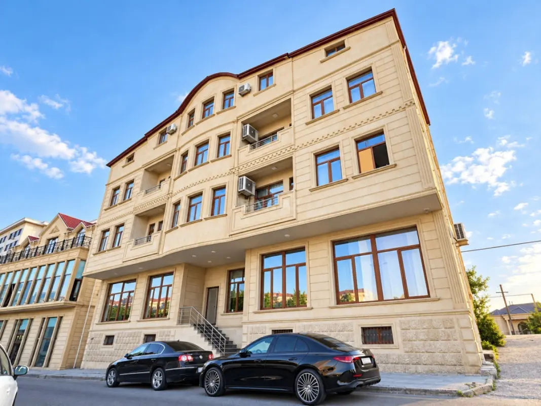 Kirayə verilir obyekt 1100 m²