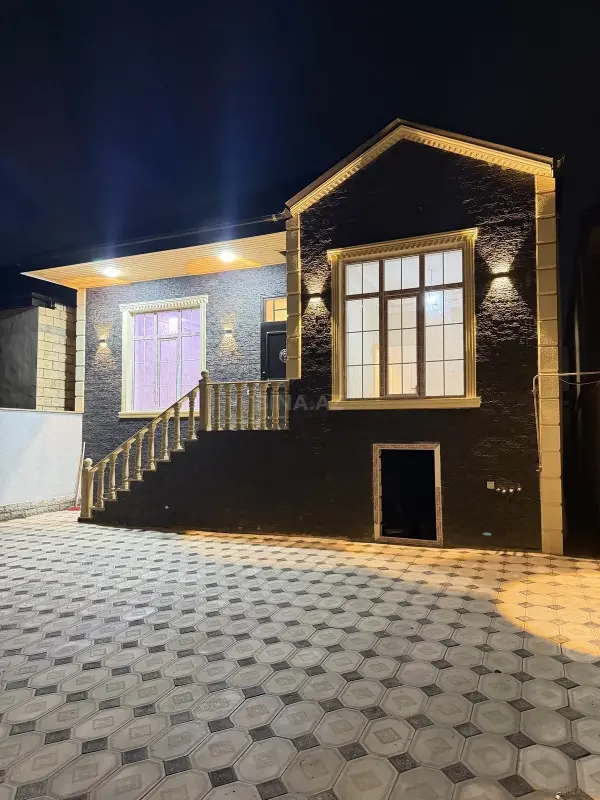 Satılır 4 otaqlı həyət evi 120 m²