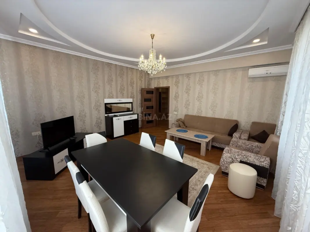 Kirayə verilir 3 otaqlı mənzil 120 m²