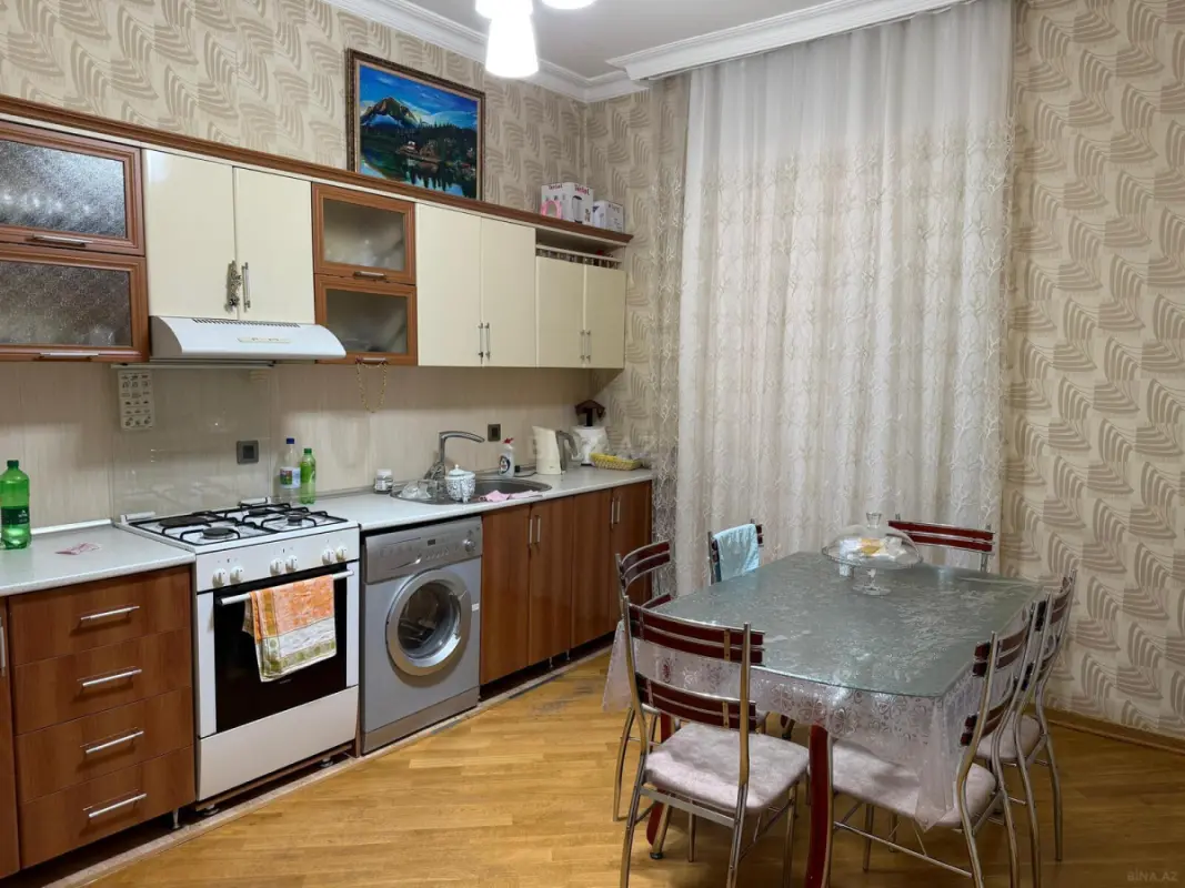 Kirayə verilir 5 otaqlı həyət evi 300 m²