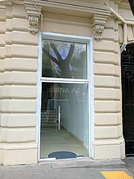 Kirayə verilir obyekt 112 m² — Bakı 112.00 m²