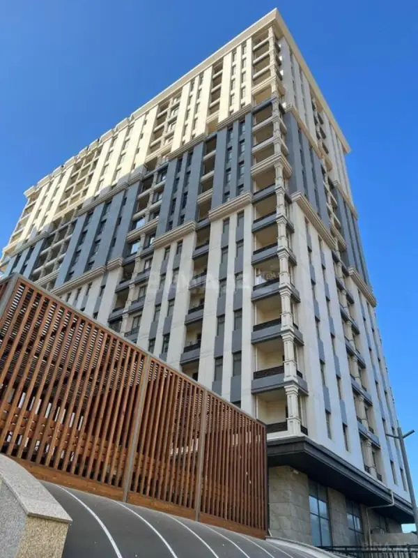 Kirayə verilir 2 otaqlı mənzil 80 m²