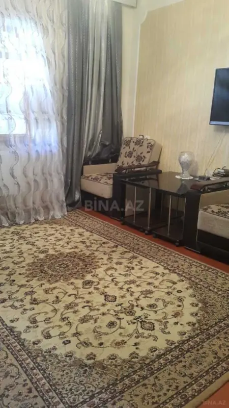 Satılır 4 otaqlı mənzil 84 m²