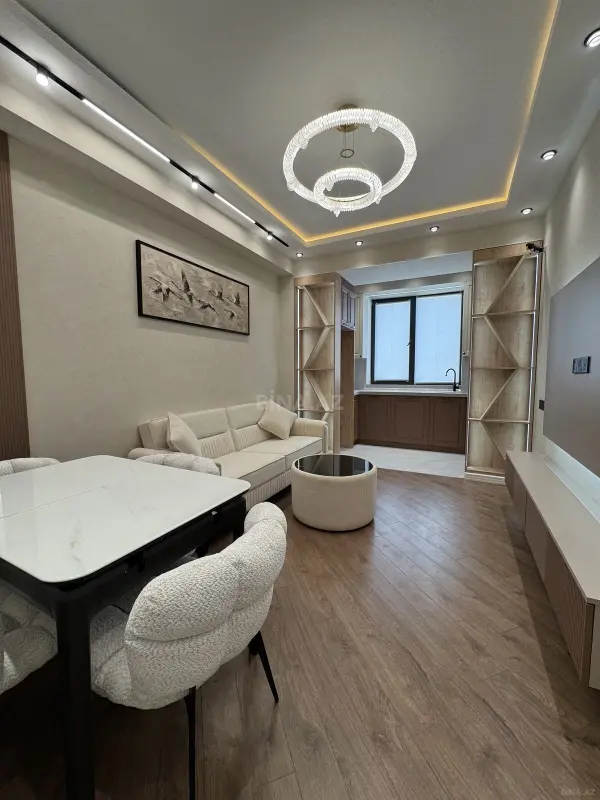 Satılır 2 otaqlı mənzil 52 m²