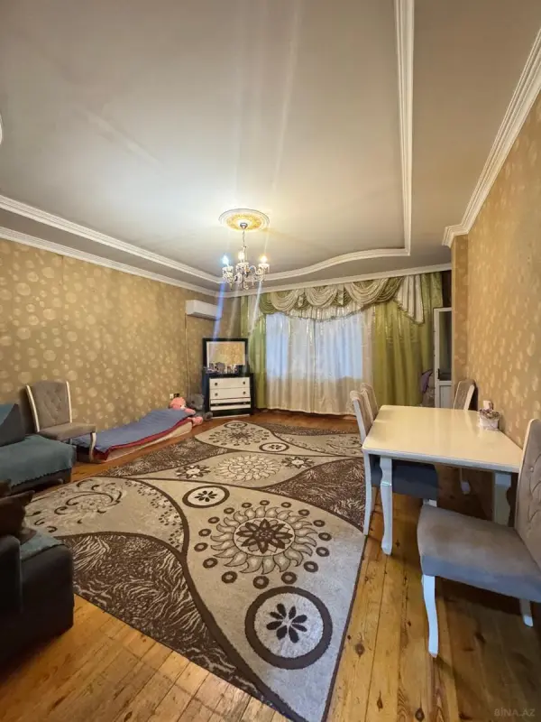 Satılır 2 otaqlı mənzil 68 m²