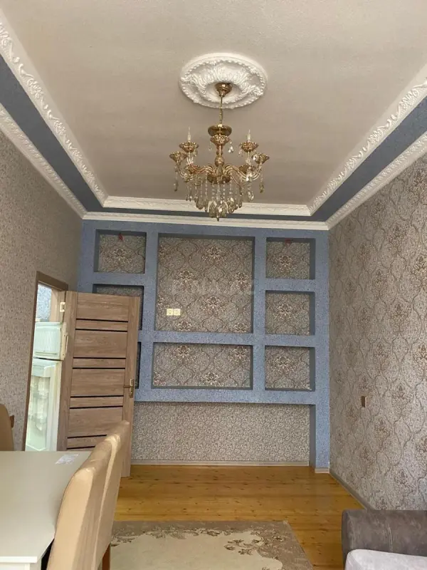 Satılır 2 otaqlı mənzil 38 m²