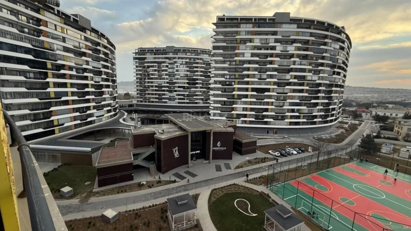 Satılır 2 otaqlı mənzil 123.6 m²
