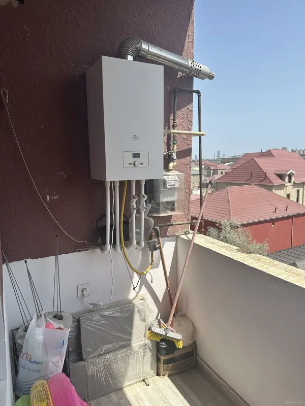 Satılır 2 otaqlı mənzil 70 m²