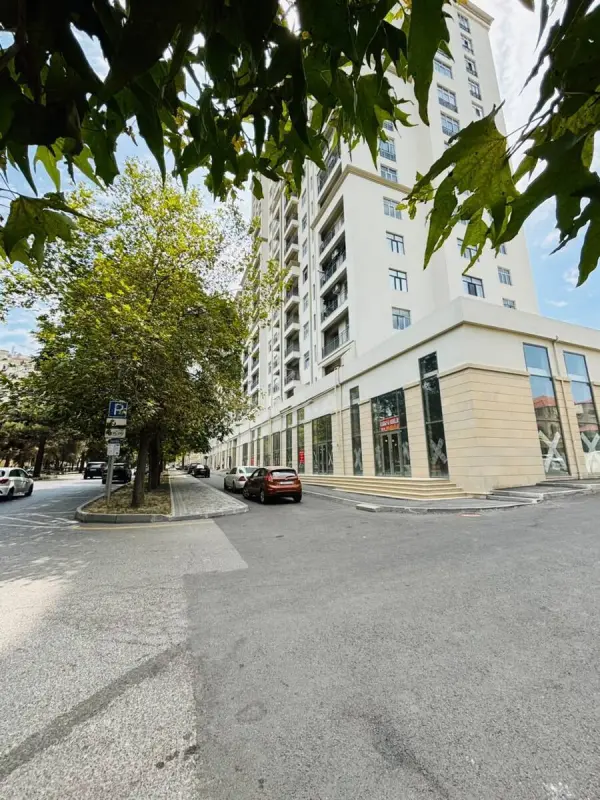 Satılır obyekt 103 m²