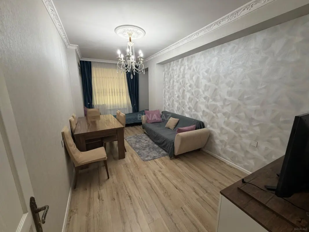Satılır 2 otaqlı mənzil 70 m²