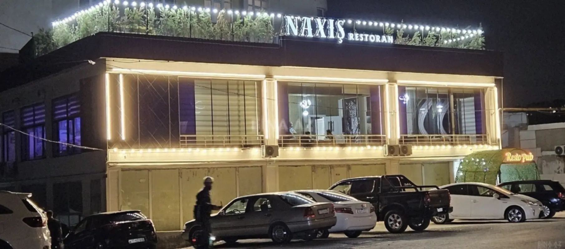 Satılır obyekt 230 m²