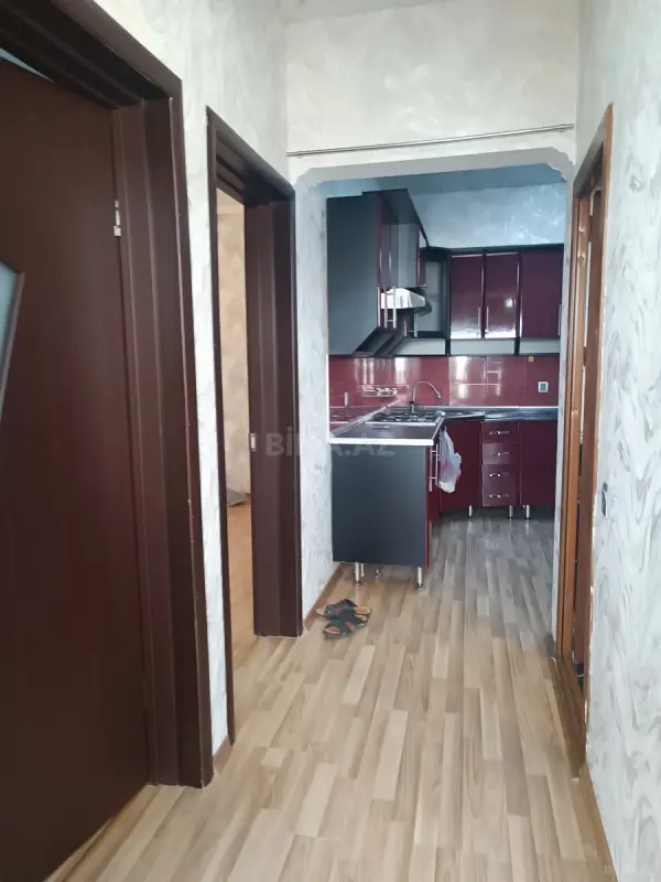 Satılır 2 otaqlı həyət evi 65 m²
