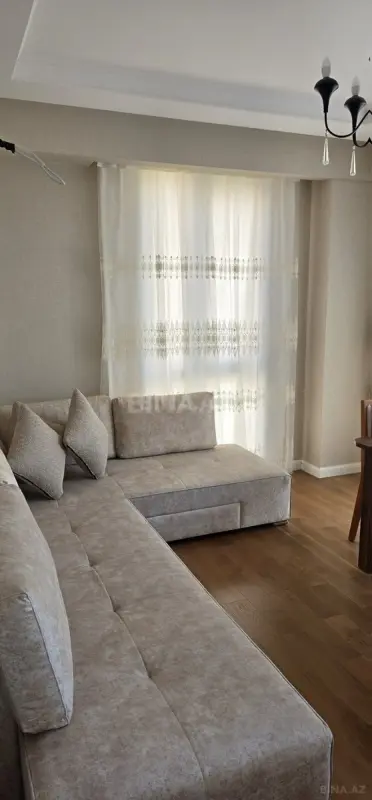 Kirayə verilir 2 otaqlı mənzil 55 m²
