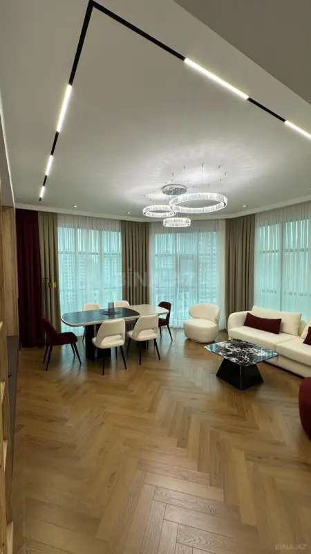 Satılır 3 otaqlı mənzil 127 m²