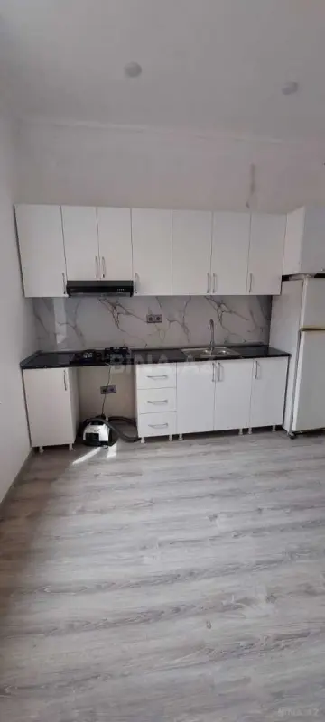 Kirayə verilir 2 otaqlı mənzil 80 m²