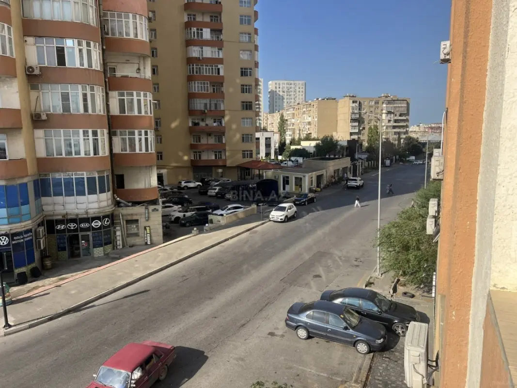 Satılır 2 otaqlı mənzil 63 m²
