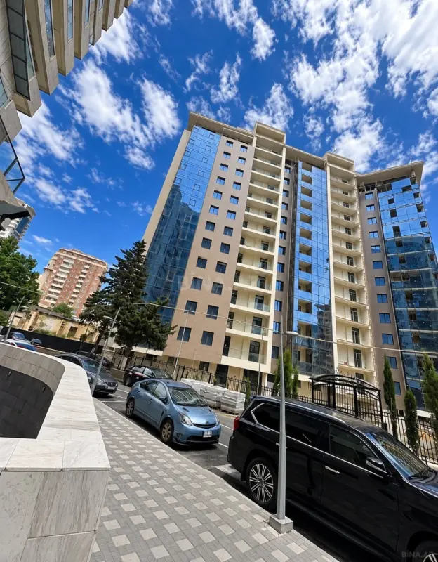 Satılır 2 otaqlı mənzil 49 m²