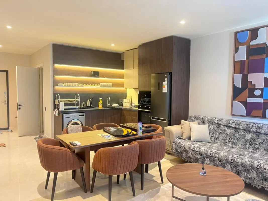 Kirayə verilir 2 otaqlı mənzil 95 m²