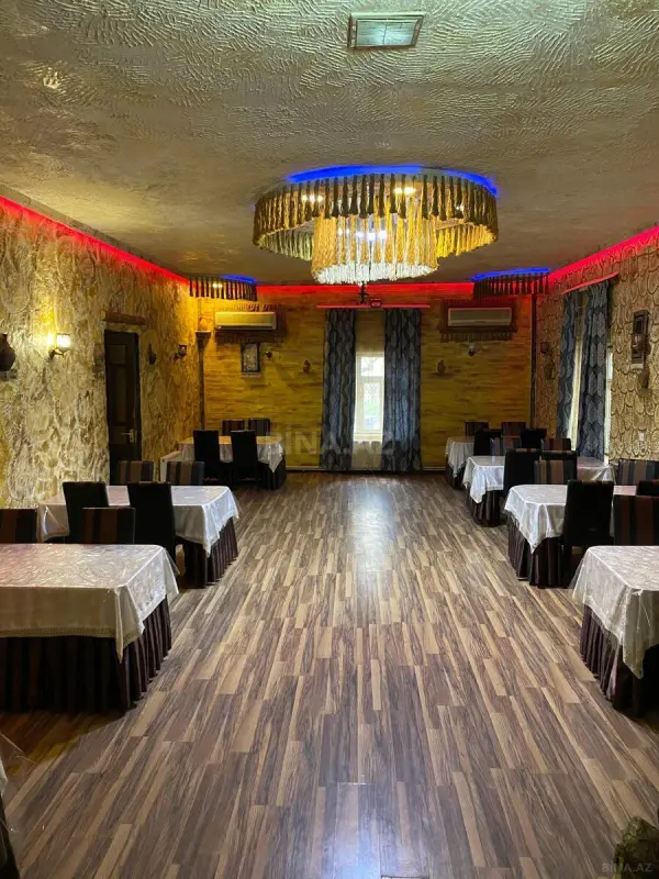 Satılır obyekt 340 m²