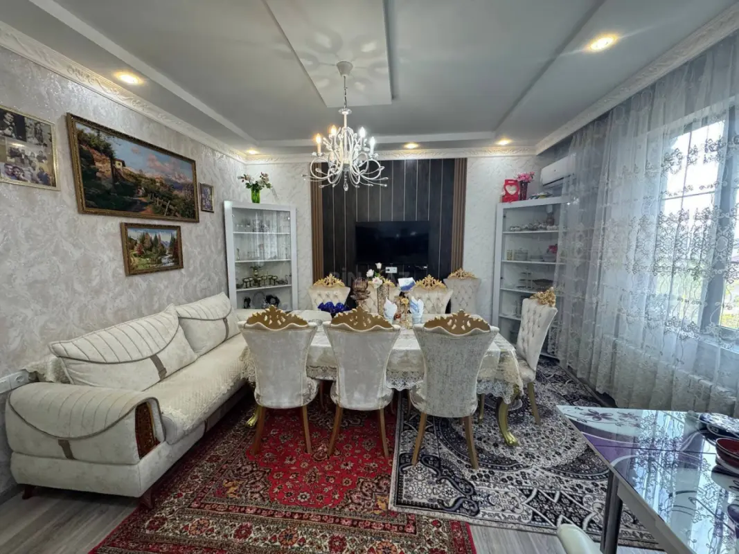 Satılır 2 otaqlı mənzil 58 m²