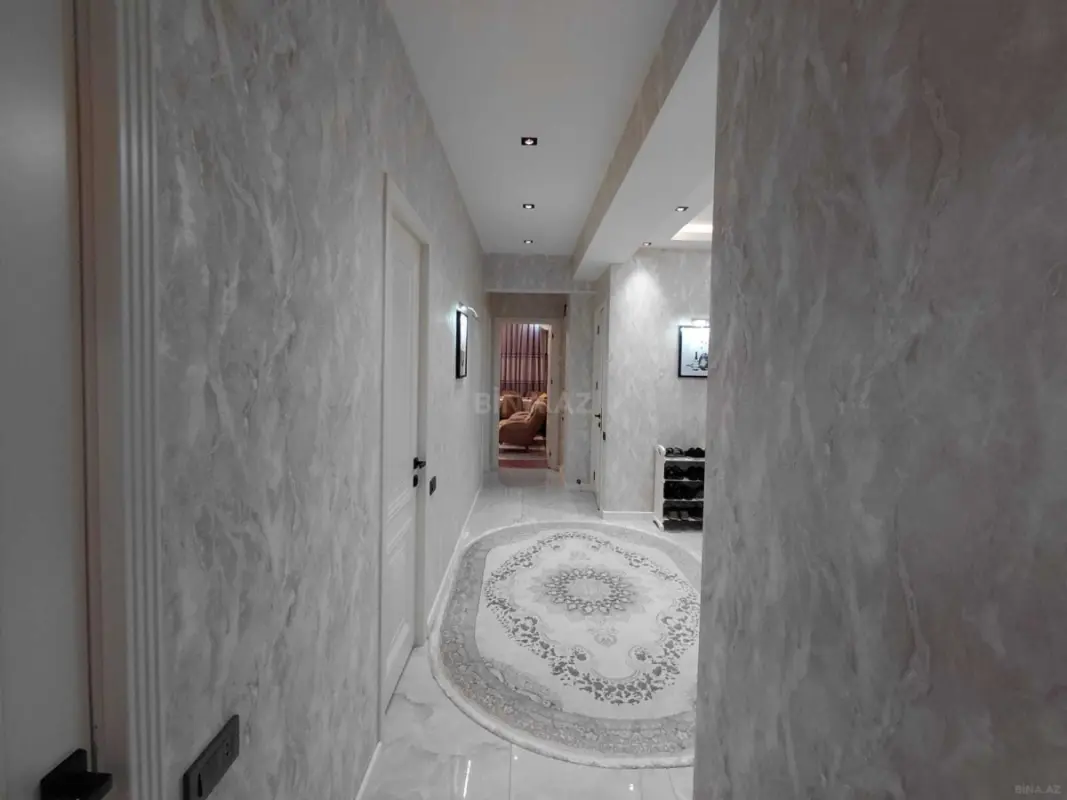 Satılır 3 otaqlı mənzil 120 m²