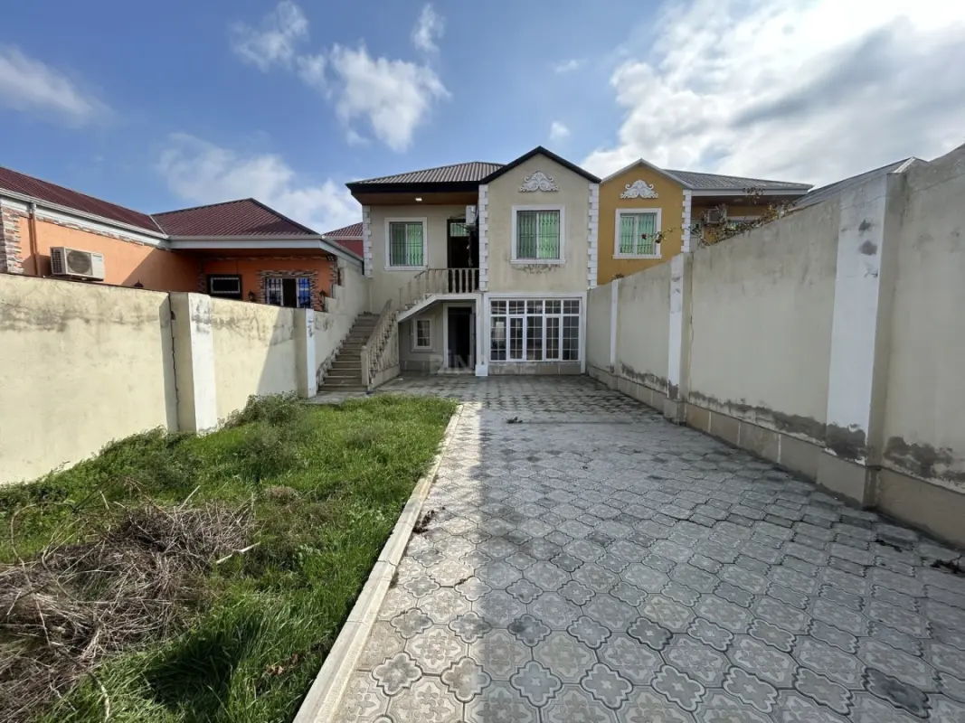 Satılır 6 otaqlı həyət evi 86 m²