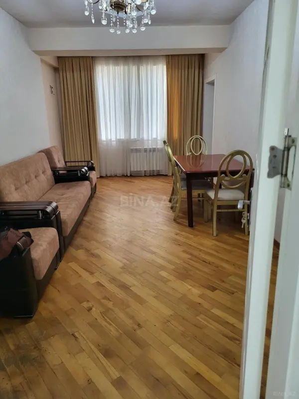 Kirayə verilir 3 otaqlı mənzil 90 m²