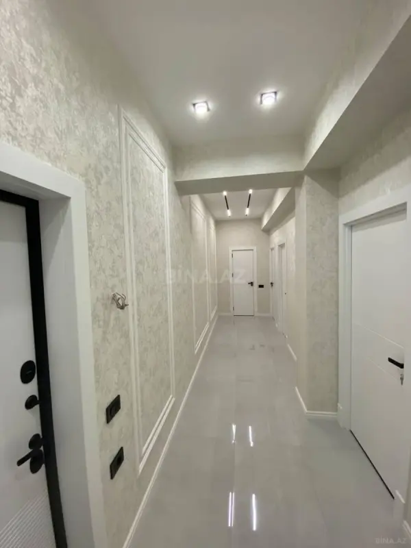Satılır 2 otaqlı mənzil 70 m²