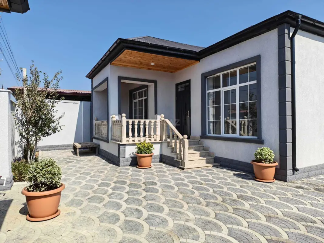 Satılır 4 otaqlı həyət evi 115 m²