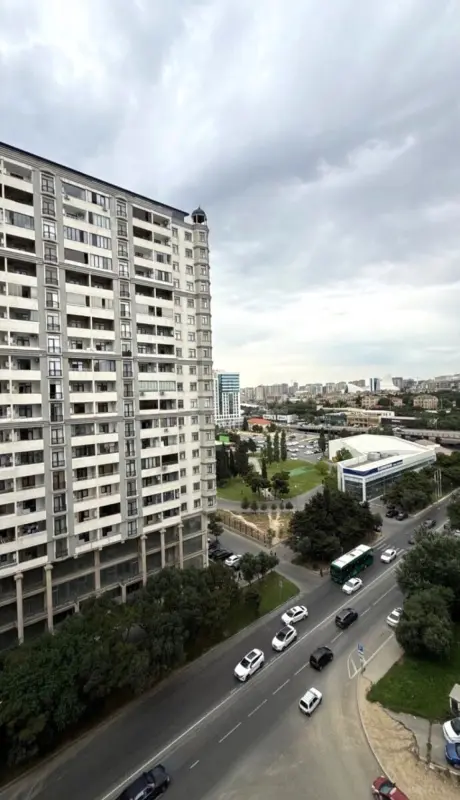 Satılır 2 otaqlı mənzil 70 m²