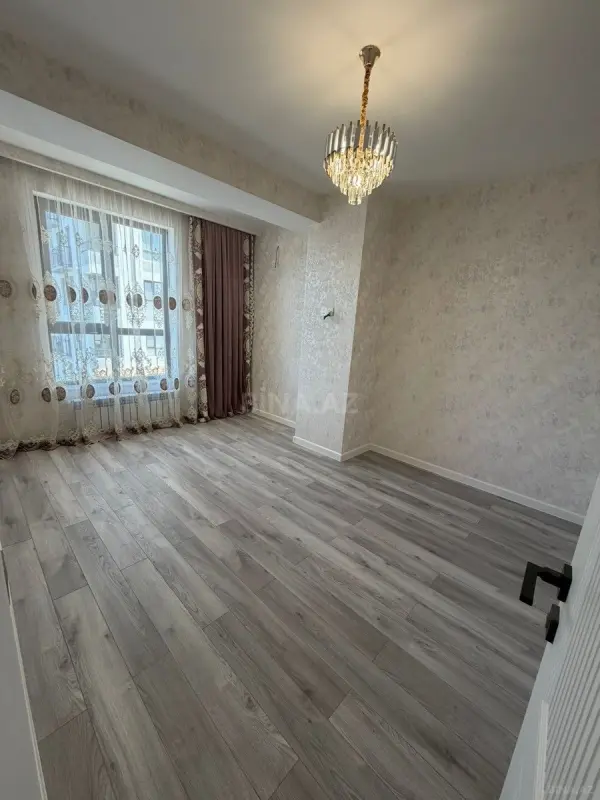 Satılır 3 otaqlı mənzil 74 m²