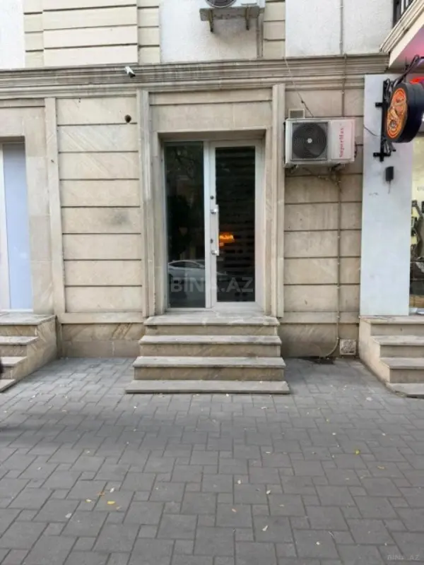 Kirayə verilir 2 otaqlı ofis 45 m²