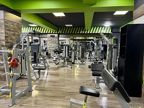 Kirayə verilir obyekt 185 m² — Bakı 185.00 m²