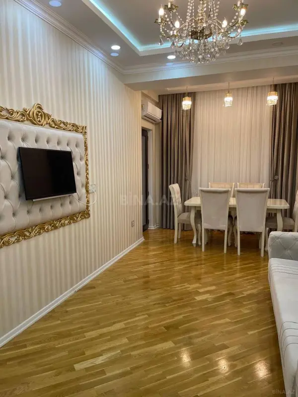 Satılır 2 otaqlı mənzil 78 m²