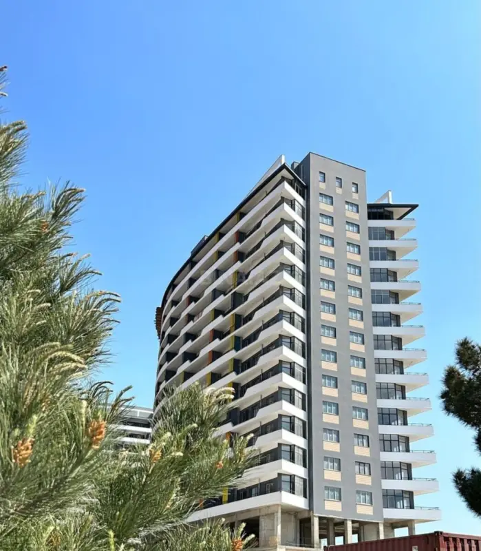Satılır 2 otaqlı mənzil 124 m²