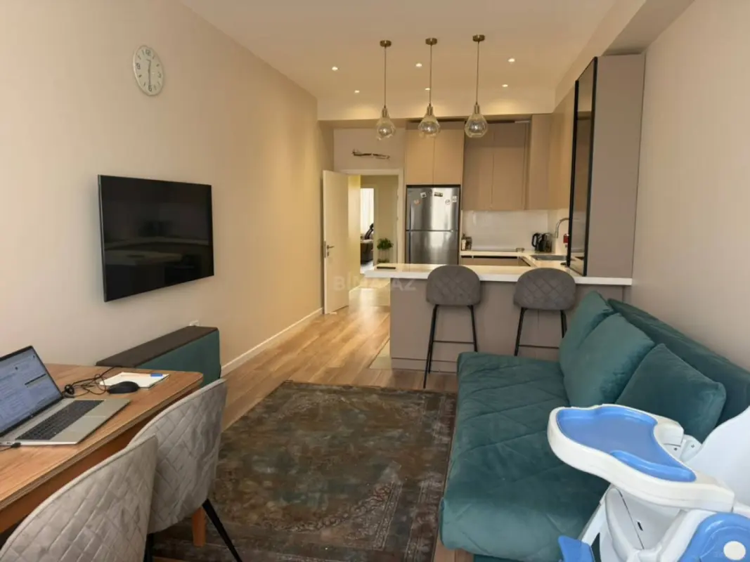 Satılır 3 otaqlı mənzil 106 m²