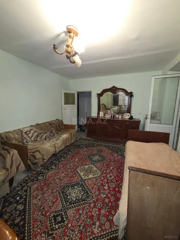 Satılır 2 otaqlı mənzil 28 m²